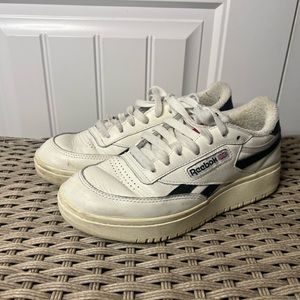 Reebok Classic Club C size 8